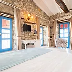 Penzion Eski Ev Alaçatı