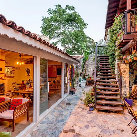 Eski Ev Casa de hóspedes Alacati