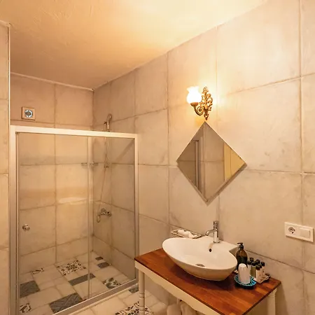Eski Ev 4*